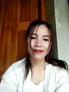 Snapshot of lmc-zz chatting on 04.19.26 lmc-zz online show from 04.19.26