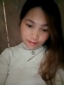 min-xinh online show from 12.02.25