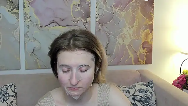 Snapshot of CamillaDreamer chatting on 05.31.26 CamillaDreamer online show from 05.31.26