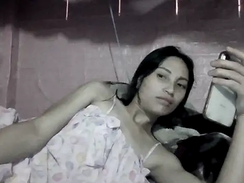 Snapshot of July_sexy69 chatting on 05.23.26 July sexy69 online show from 05.23.26