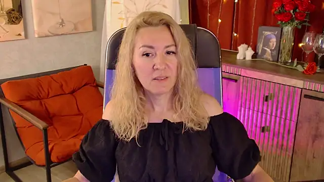 Snapshot of DonnaSmitth chatting on 06.01.26 DonnaSmitth online show from 06.01.26