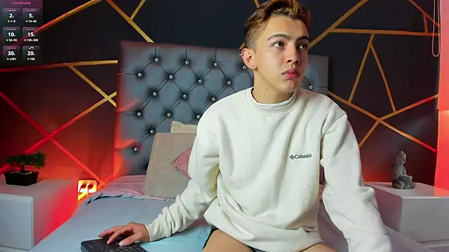 Lian Miller1  online show from 10.27.25