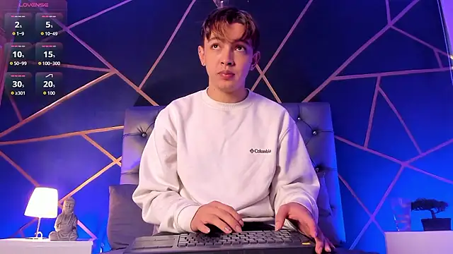 Lian Miller1  online show from 02.26.26