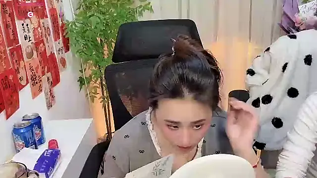 NEWONETO online show from 02.01.26