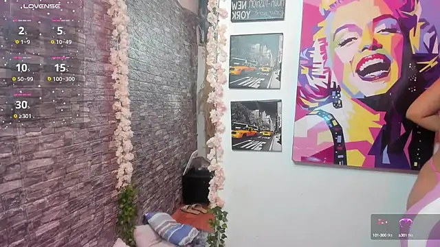 Snapshot of valery__star chatting on 10.17.25 valery star online show from 10.17.25