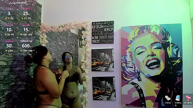 Snapshot of valery__star chatting on 10.24.25 valery star online show from 10.24.25