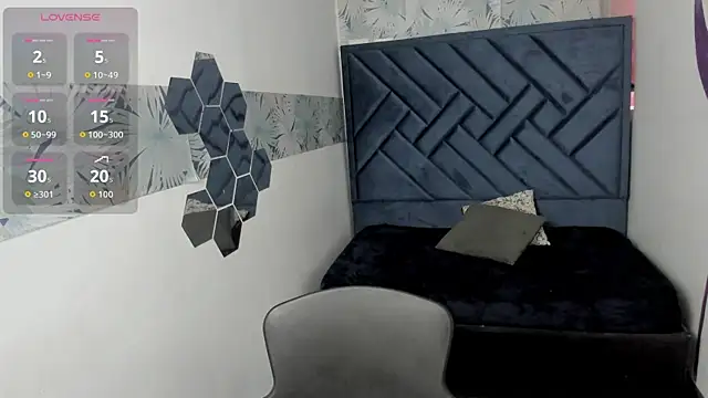 Valery More   online show from 01.08.26