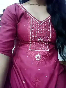 Snapshot of Meenu_rani6 chatting on 10.06.25 Meenu rani6 online show from 10.06.25