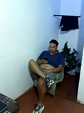 Snapshot of Tequilamaster chatting on 11.24.25 Tequilamaster online show from 11.24.25