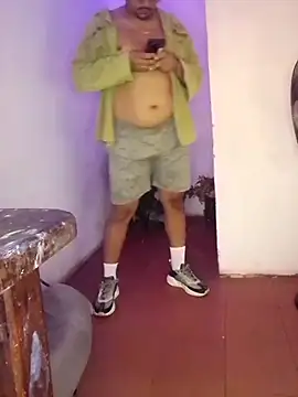 Snapshot of Tequilamaster chatting on 12.02.25 Tequilamaster online show from 12.02.25