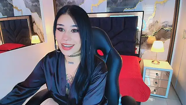 Snapshot of SusanVilla chatting on 06.27.26 SusanVilla online show from 06.27.26