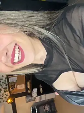 Miia Millerr online show from 11.19.25