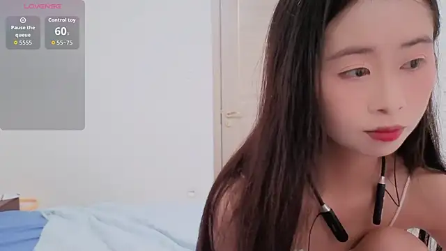 Snapshot of dudu-baby10 chatting on 09.28.25 dudu-baby10 online show from 09.28.25