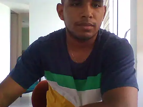 Snapshot of jesusacastrop25 chatting on 05.14.26 jesusacastrop25 online show from 05.14.26