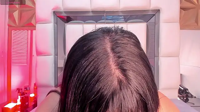 violet milleer online show from 03.12.26