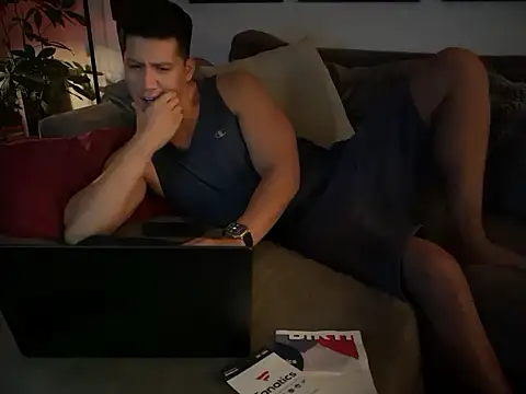 Snapshot of austinfxxx chatting on 10.15.25 austinfxxx online show from 10.15.25