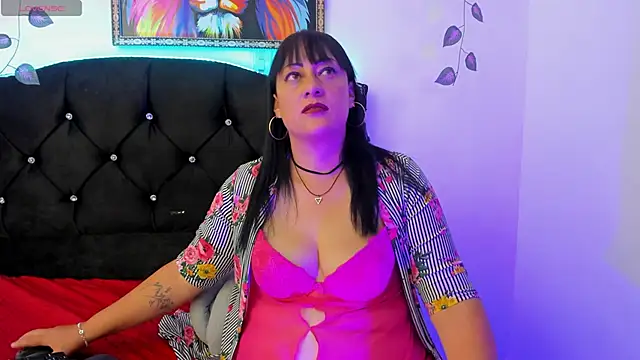 Sasha Smith4 online show from 10.11.25