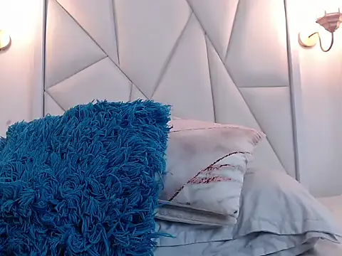 Samiwilliams online show from 10.14.25