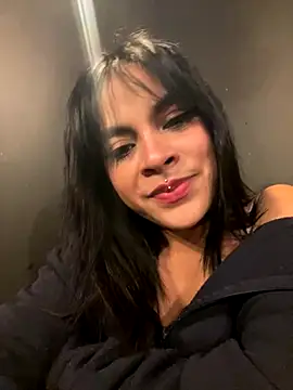 Veeronica  online show from 09.30.25