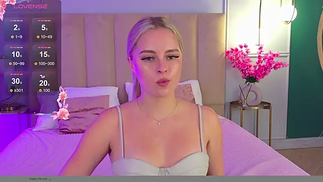 EllyLinn online show from 11.14.25