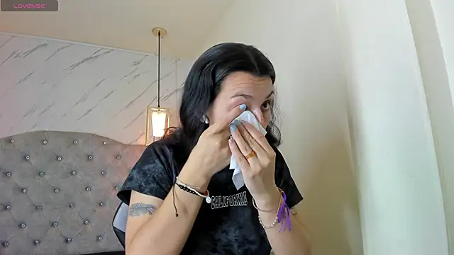 Iris  77 online show from 10.06.25