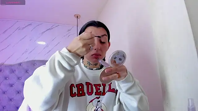 Iris  77 online show from 10.12.25