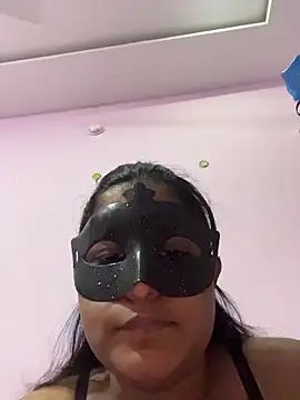 Snapshot of TeluguIshu_teen20 chatting on 02.25.26 TeluguIshu teen20 online show from 02.25.26