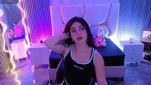 Snapshot of Ixchel_tay chatting on 04.21.26 Ixchel tay online show from 04.21.26
