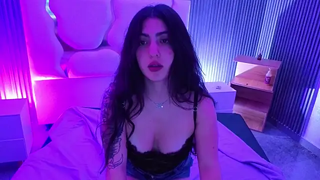 Snapshot of Ixchel_tay chatting on 06.17.26 Ixchel tay online show from 06.17.26