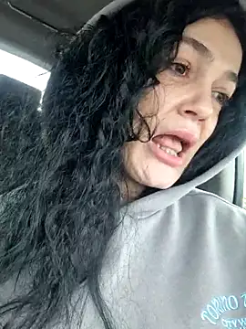 JadeLure online show from 10.04.25