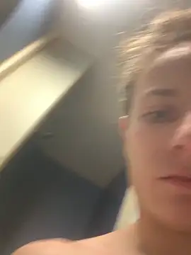 GoldenPussy1329 online show from 03.11.26