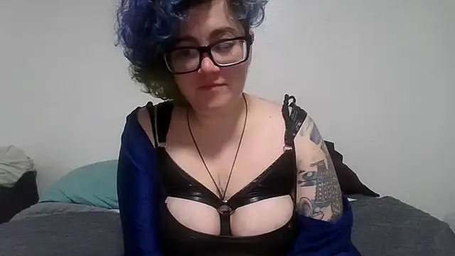 Snapshot of daniak90 chatting on 10.03.25 daniak90 online show from 10.03.25