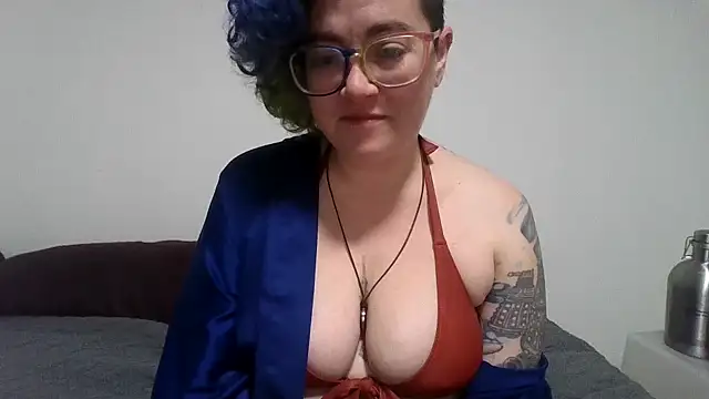 Snapshot of daniak90 chatting on 10.05.25 daniak90 online show from 10.05.25
