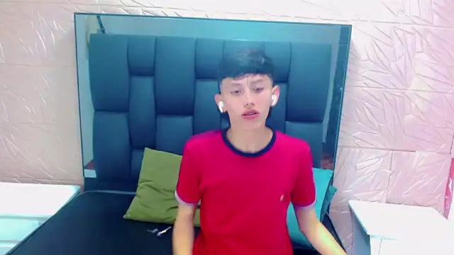 thaigo twink38 online show from 12.15.25