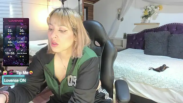 sophialyh 1 online show from 03.06.26