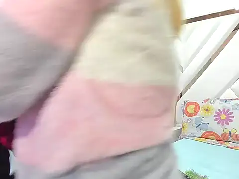 AliceCat 01 online show from 12.19.25