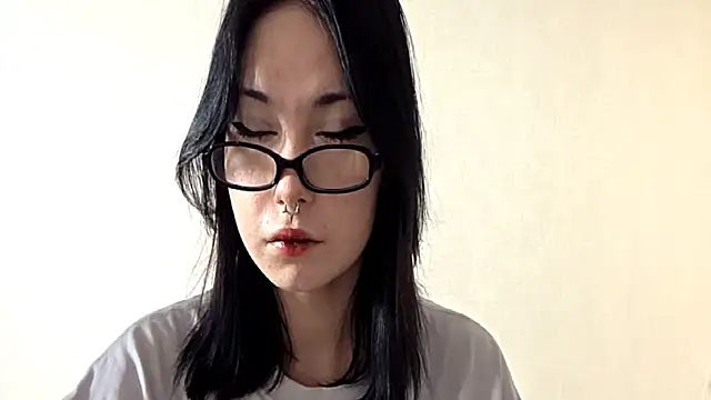 Beeping Creature online show from 03.04.26