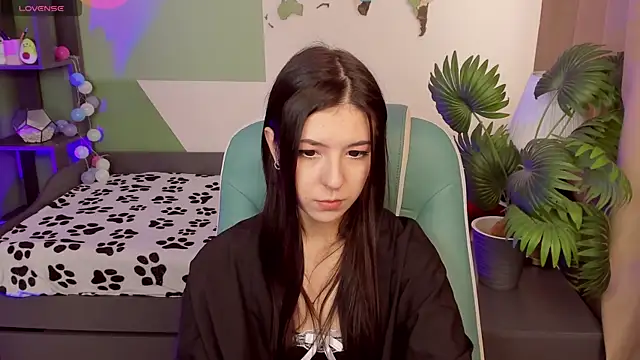 Azaliya Haze online show from 10.11.25