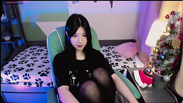 Azaliya Haze online show from 12.14.25