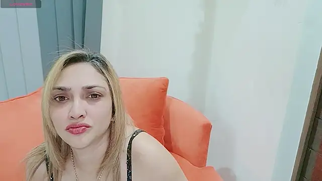 Snapshot of INDIANROMANCE chatting on 06.24.26 INDIANROMANCE online show from 06.24.26