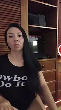 Snapshot of Talia__velvet chatting on 04.04.26 Talia velvet online show from 04.04.26