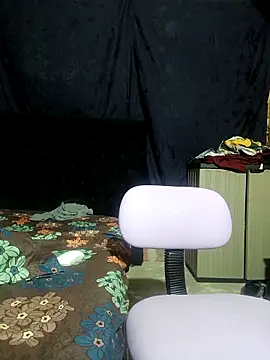 Snapshot of Zoe_axelxx chatting on 10.20.25 Zoe axelxx online show from 10.20.25