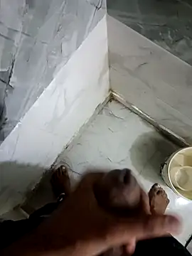 Snapshot of Onlysingles chatting on 10.10.25 Onlysingles online show from 10.10.25