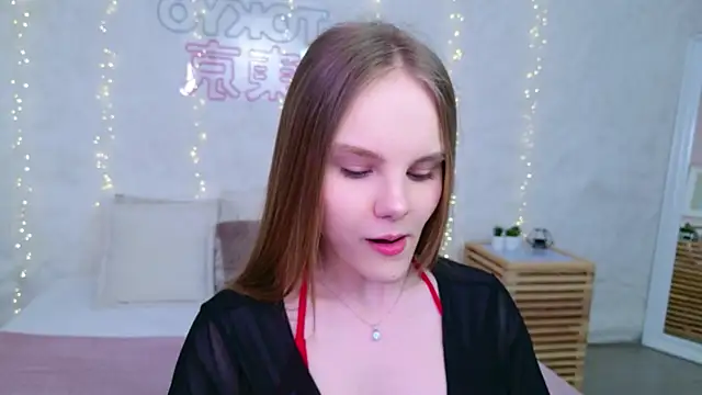 Lili Lohan online show from 04.14.26