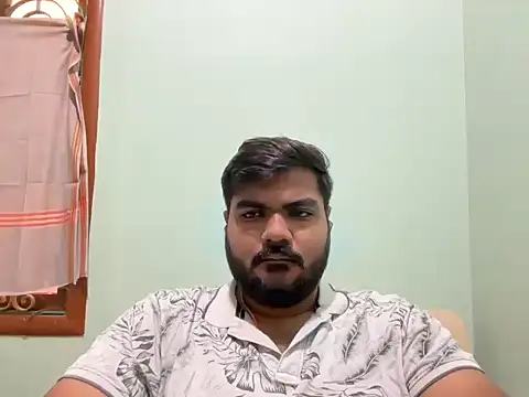 Snapshot of Romeo_Sam2 chatting on 10.18.25 Romeo Sam2 online show from 10.18.25