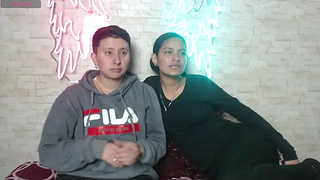 Gaby and Mei online show from 10.02.25