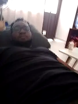 Snapshot of Santo_pene_01 chatting on 09.28.25 Santo pene 01 online show from 09.28.25