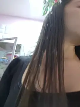 EmmaValencia  online show from 04.16.26