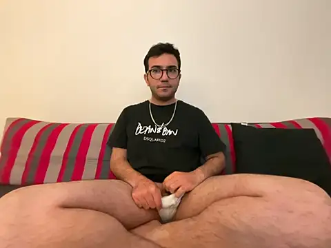 xochipilliii online show from 10.08.25