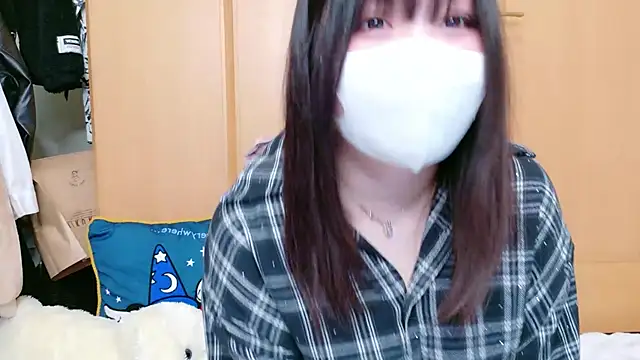Snapshot of YUKINA_00 chatting on 04.24.26 YUKINA 00 online show from 04.24.26